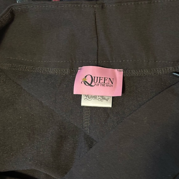 Queen of the Main Cry Baby Cigarette Pants - Size 3XL - Picture 2 of 7